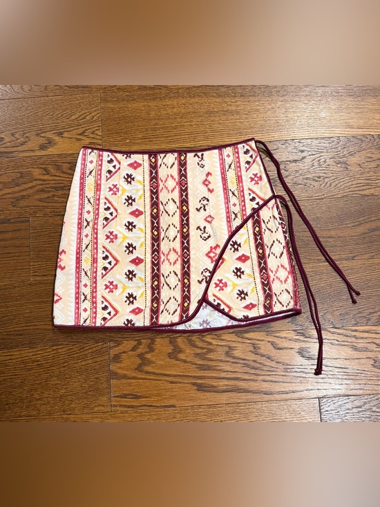 Free People Dresses & Skirts - Free People Women’s Faux Wrap Mini Skirt Aztec Southwestern Print Boho Size 2